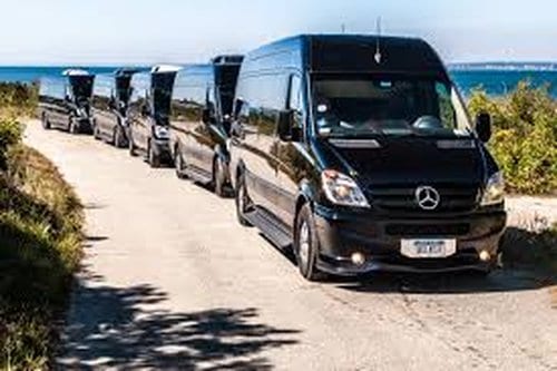 mercedes-benz minivans for limo hire melbourne